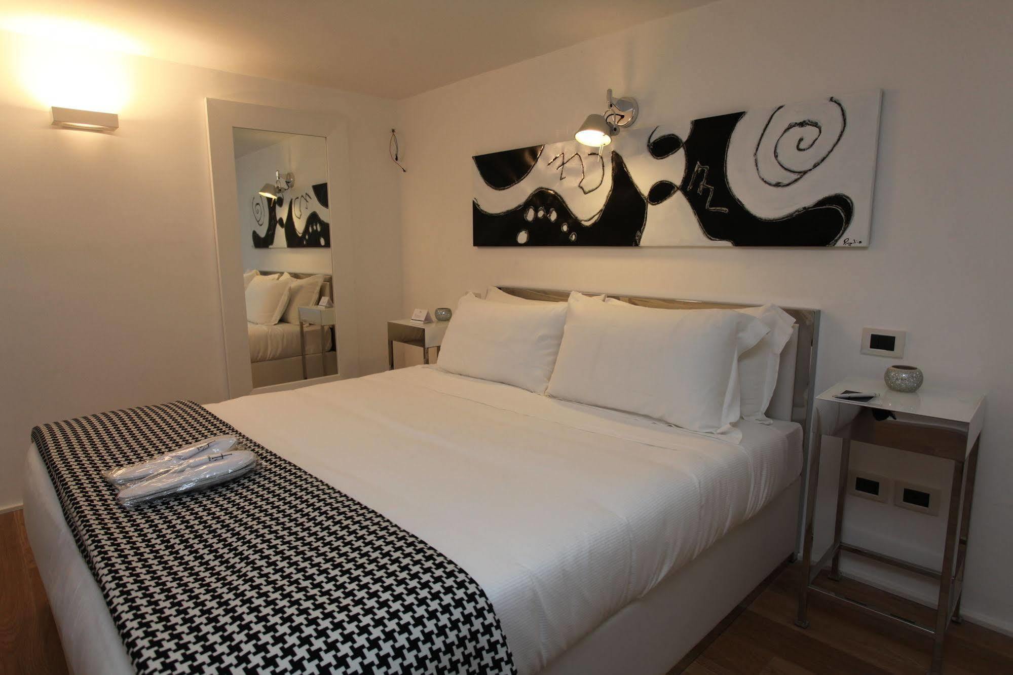 Lhp Suite Roma Piazza Del Popolo Extérieur photo