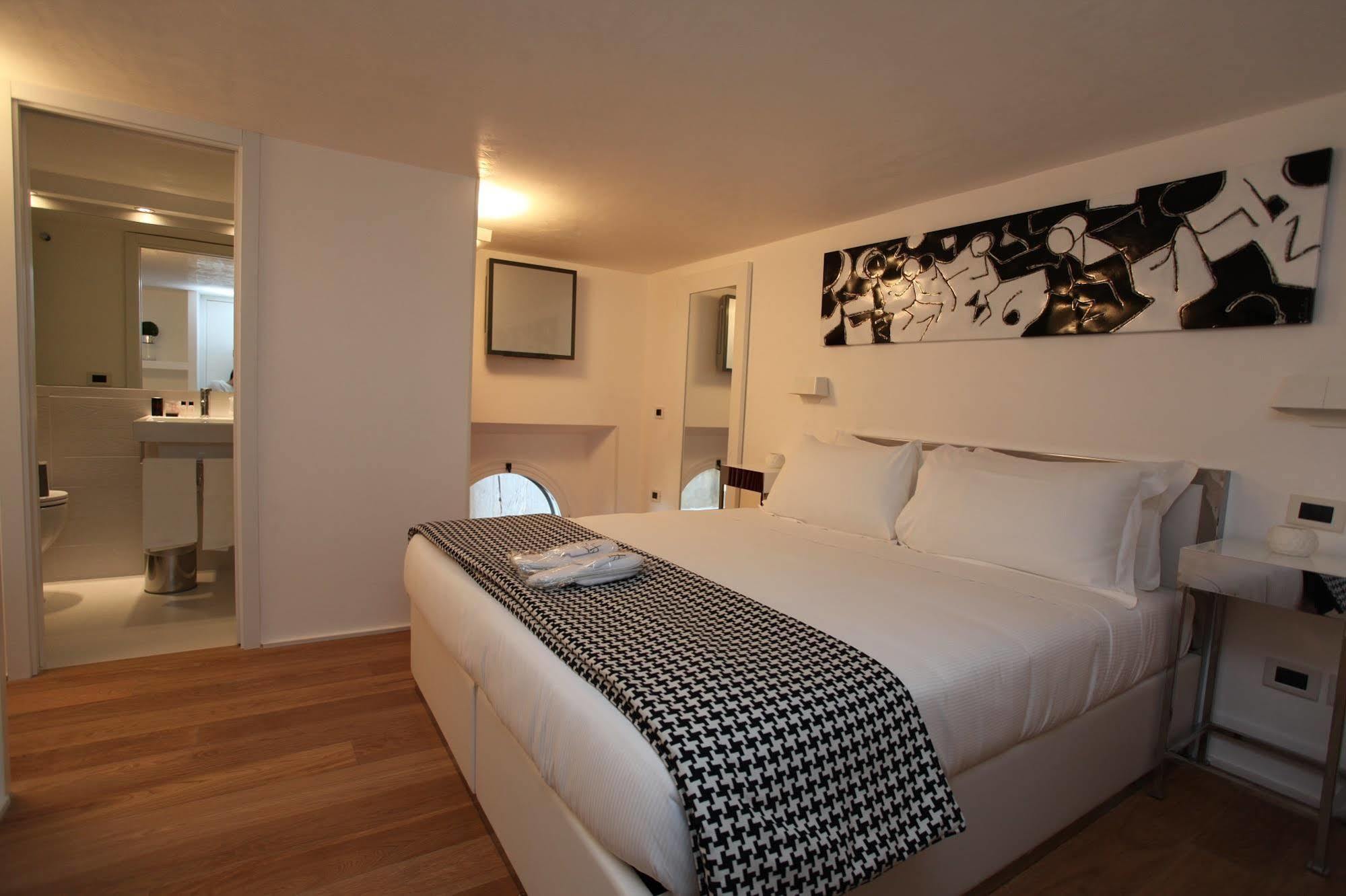 Lhp Suite Roma Piazza Del Popolo Extérieur photo